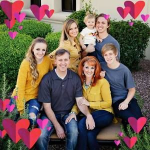 Meet your Posher, Joyce